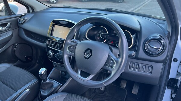 Used Renault Clio 2017 for sale - 76161448: Photo 9