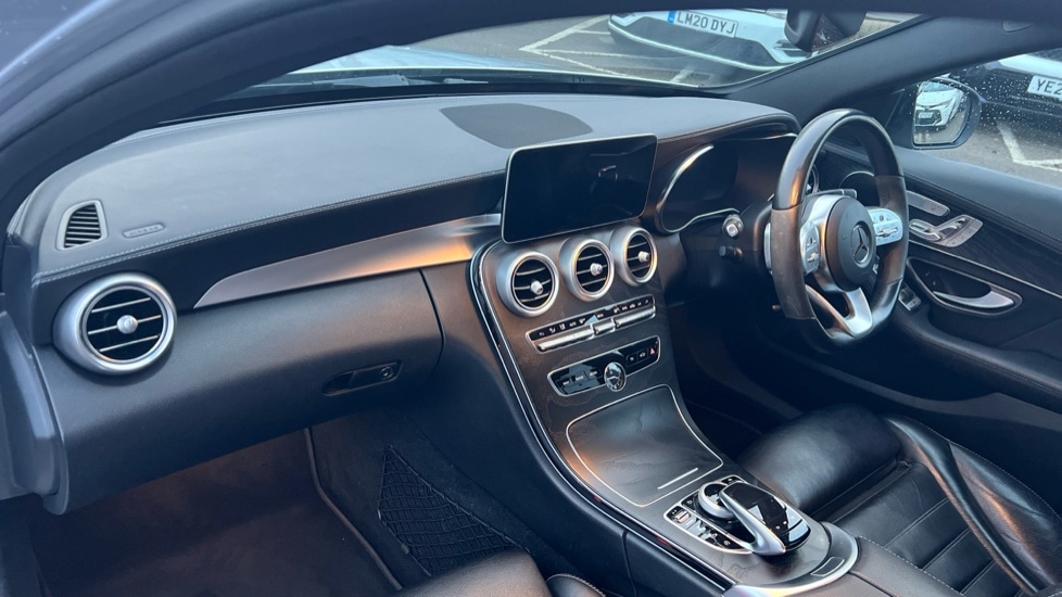 Used Mercedes-Benz C Class 2020 for sale - 76660716: Photo 10