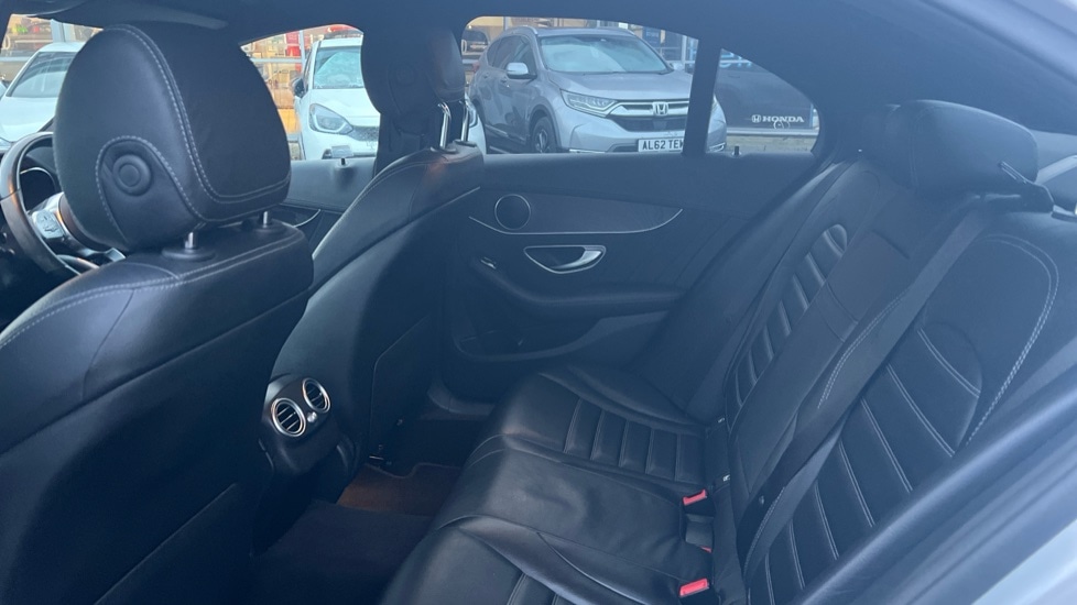 Used Mercedes-Benz C Class 2020 for sale - 76660716: Photo 14