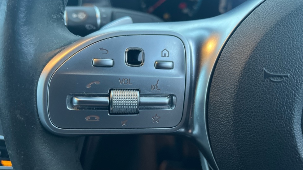 Used Mercedes-Benz C Class 2020 for sale - 76660716: Photo 23