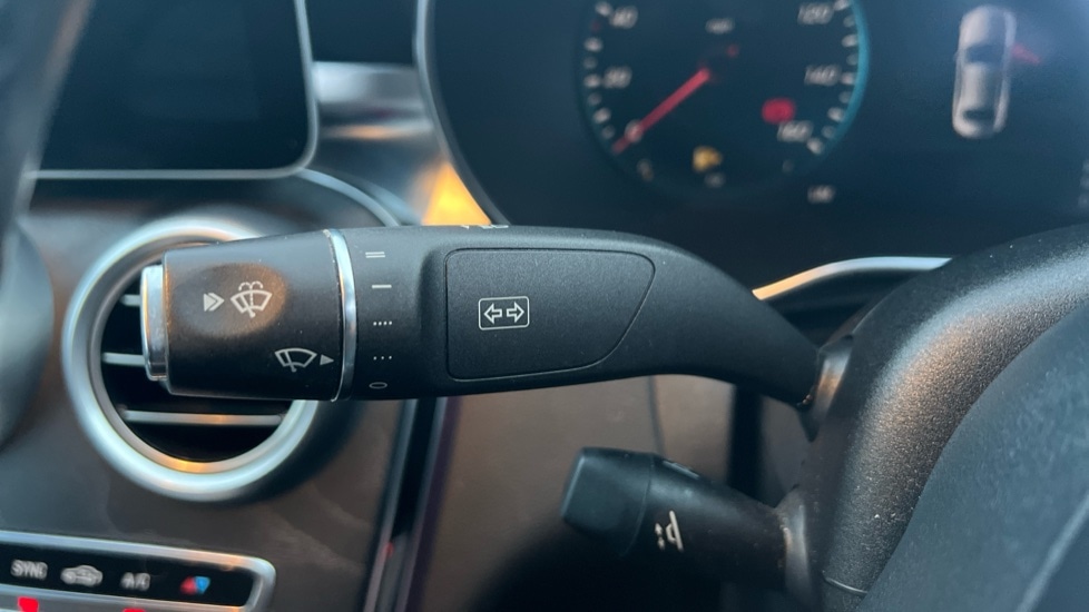 Used Mercedes-Benz C Class 2020 for sale - 76660716: Photo 25