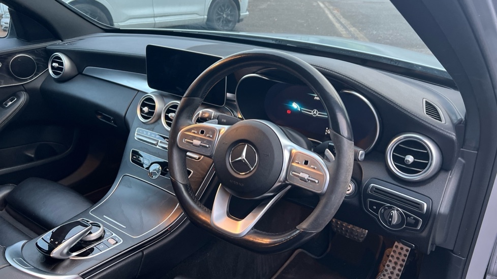 Used Mercedes-Benz C Class 2020 for sale - 76660716: Photo 9