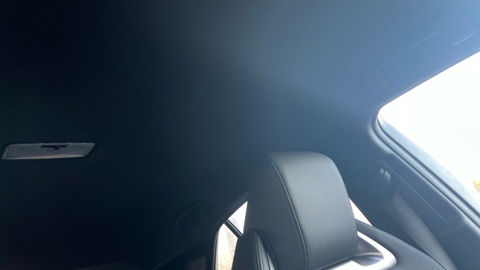 Used Toyota Corolla 2022 for sale - 76501590: Photo 33