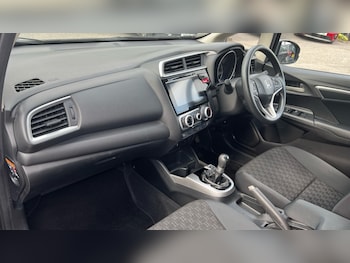Used Honda Jazz 2017 for sale - 75438556: Photo