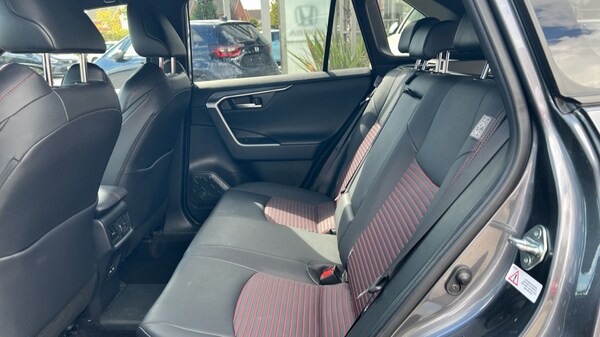 Used Toyota RAV4 2022 for sale - 75735216: Photo 14