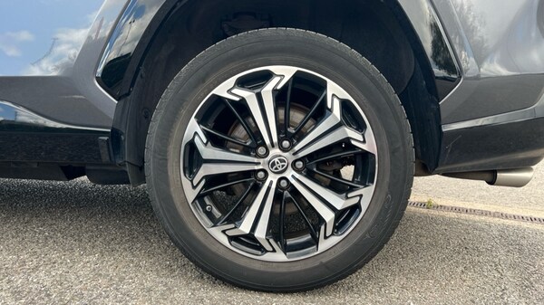 Used Toyota RAV4 2022 for sale - 75735216: Photo 18
