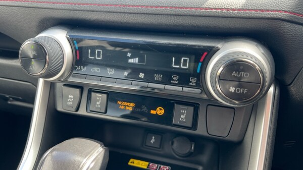 Used Toyota RAV4 2022 for sale - 75735216: Photo 34