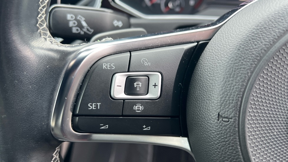 Used Volkswagen T-Roc 2020 for sale - 76709510: Photo 23