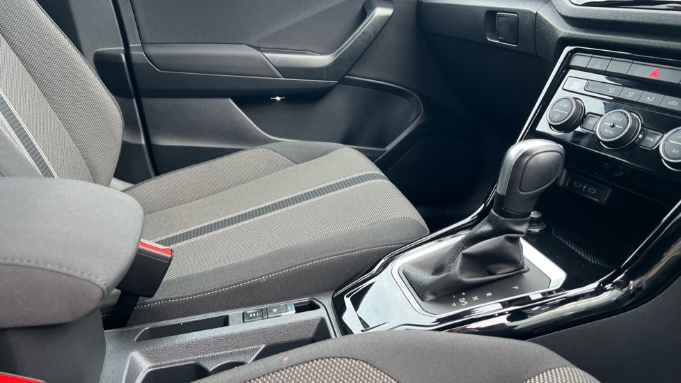 Used Volkswagen T-Roc 2020 for sale - 76709510: Photo 28