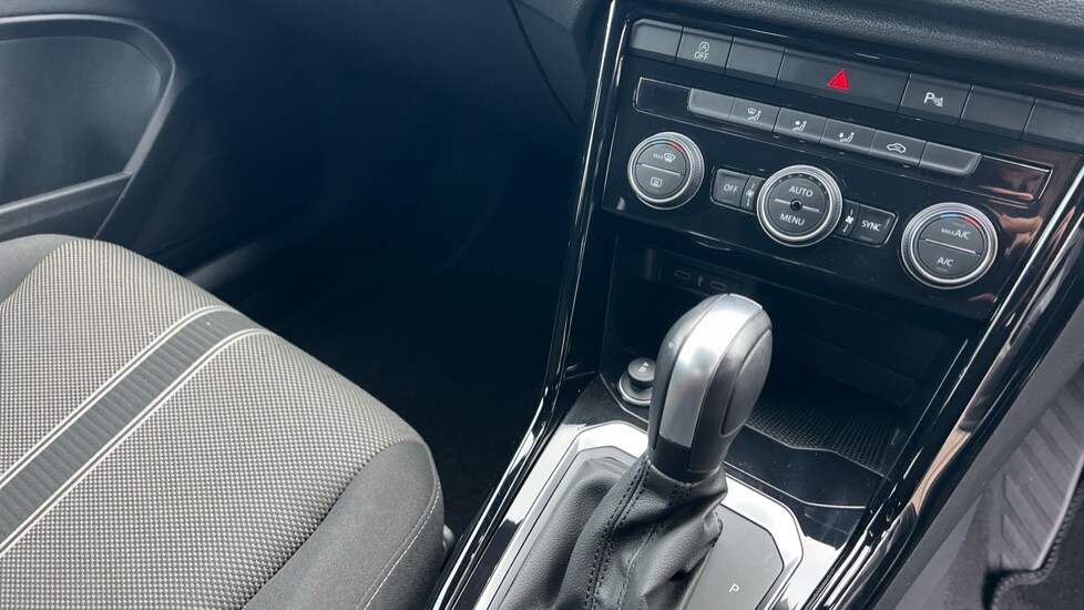 Used Volkswagen T-Roc 2020 for sale - 76709510: Photo 29