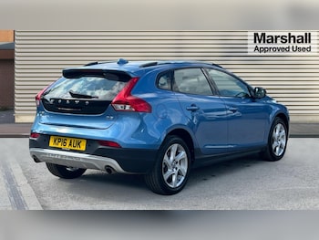 Used Volvo V40 2016 for sale - 75438655: Photo