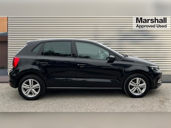 Used Volkswagen Polo 2016 for sale - 76208723: Photo