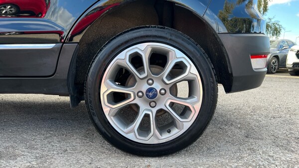 Used Ford Ecosport 2018 for sale - 76183997: Photo 18