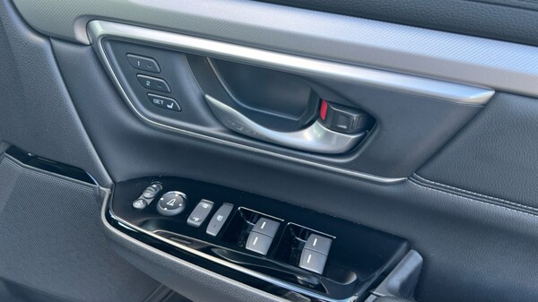 Used Honda CR-V 2022 for sale - 76117021: Photo 29