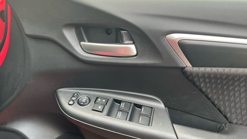 Used Honda Jazz 2019 for sale - 76933176: Photo 29