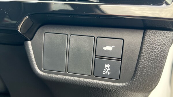 Used Honda CR-V 2024 for sale - 76124704: Photo 32