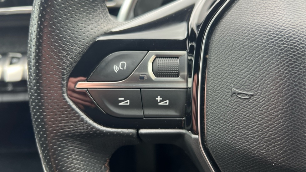 Used Peugeot 3008 2018 for sale - 76438011: Photo 23