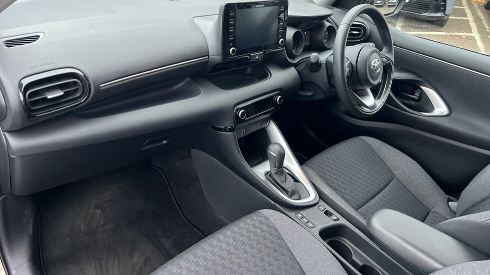 Used Toyota Yaris 2025 for sale - 76479884: Photo 10