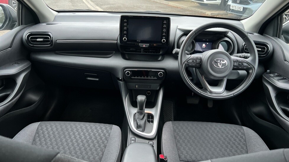 Used Toyota Yaris 2025 for sale - 76479884: Photo 11