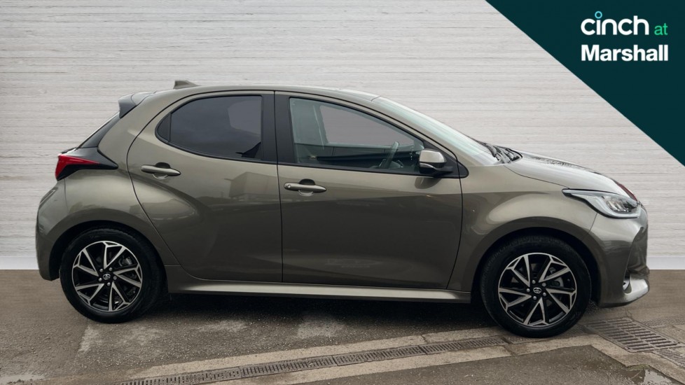 Used Toyota Yaris 2025 for sale - 76479884: Photo 2