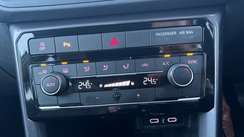 Used Volkswagen T-Cross 2020 for sale - 76731531: Photo 34