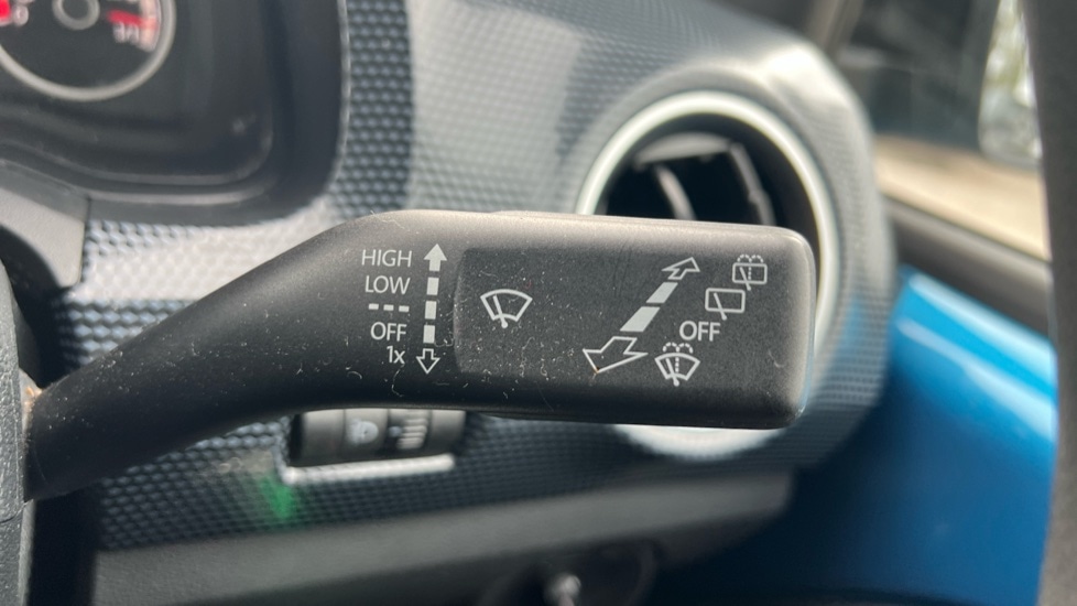 Used Volkswagen up! 2018 for sale - 76124355: Photo 24