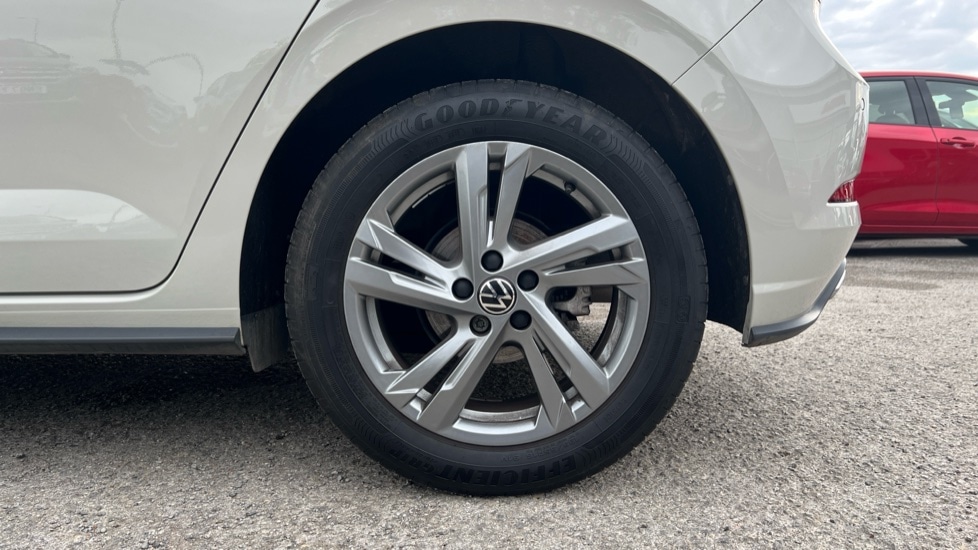 Used Volkswagen Polo 2024 for sale - 76124423: Photo 18