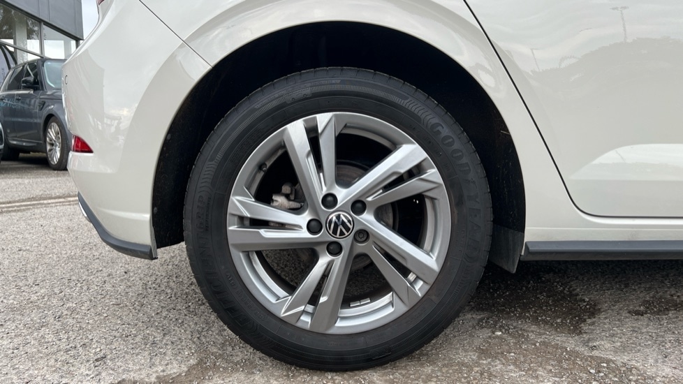 Used Volkswagen Polo 2024 for sale - 76124423: Photo 19