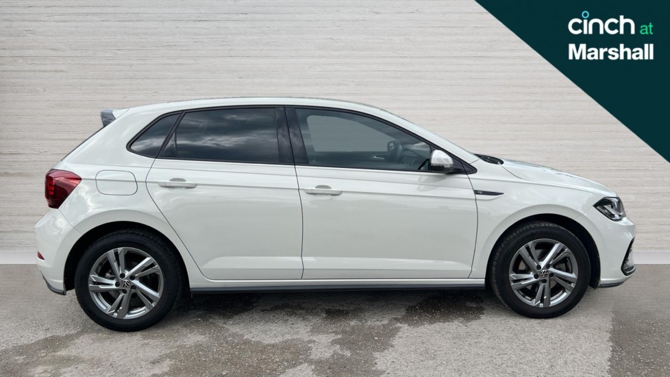 Used Volkswagen Polo 2024 for sale - 76124423: Photo 2