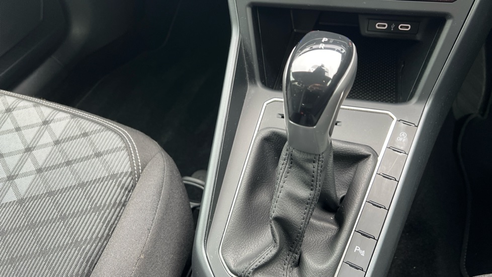 Used Volkswagen Polo 2024 for sale - 76124423: Photo 29