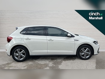 Used Volkswagen Polo 2024 for sale - 76124423: Photo 2