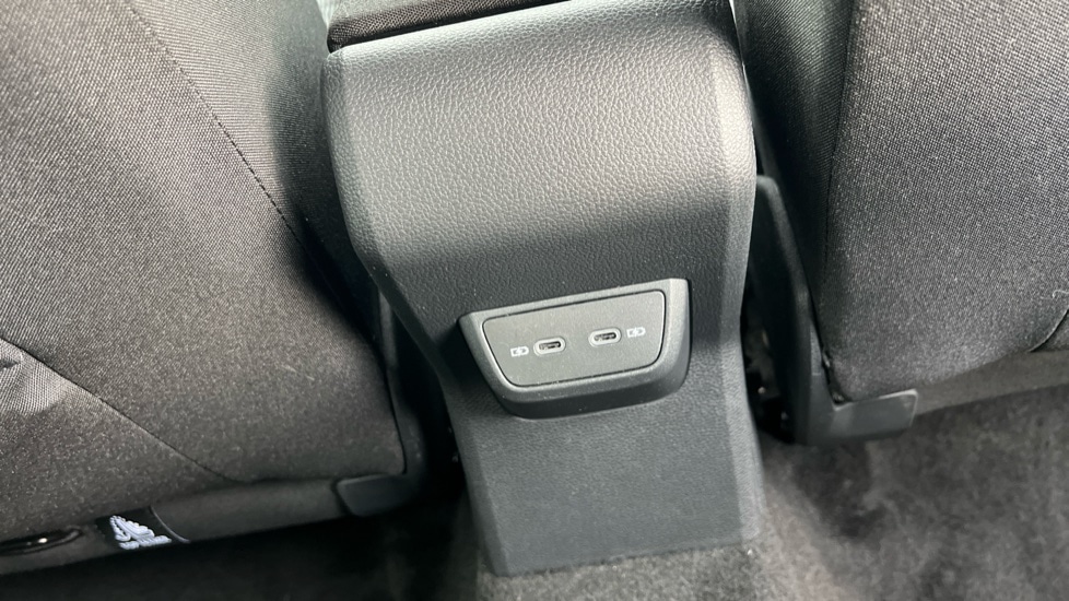 Used Volkswagen Polo 2024 for sale - 76124423: Photo 33