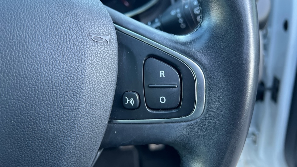 Used Renault Clio 2017 for sale - 77053385: Photo 22