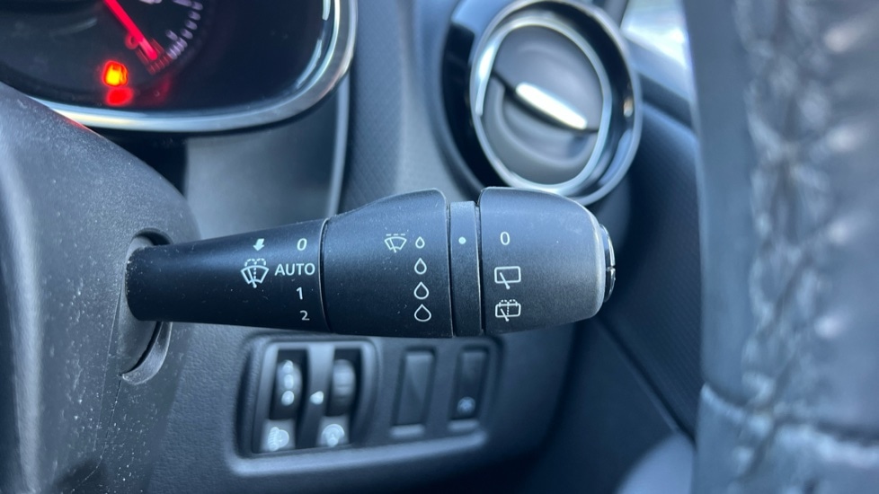 Used Renault Clio 2017 for sale - 77053385: Photo 24