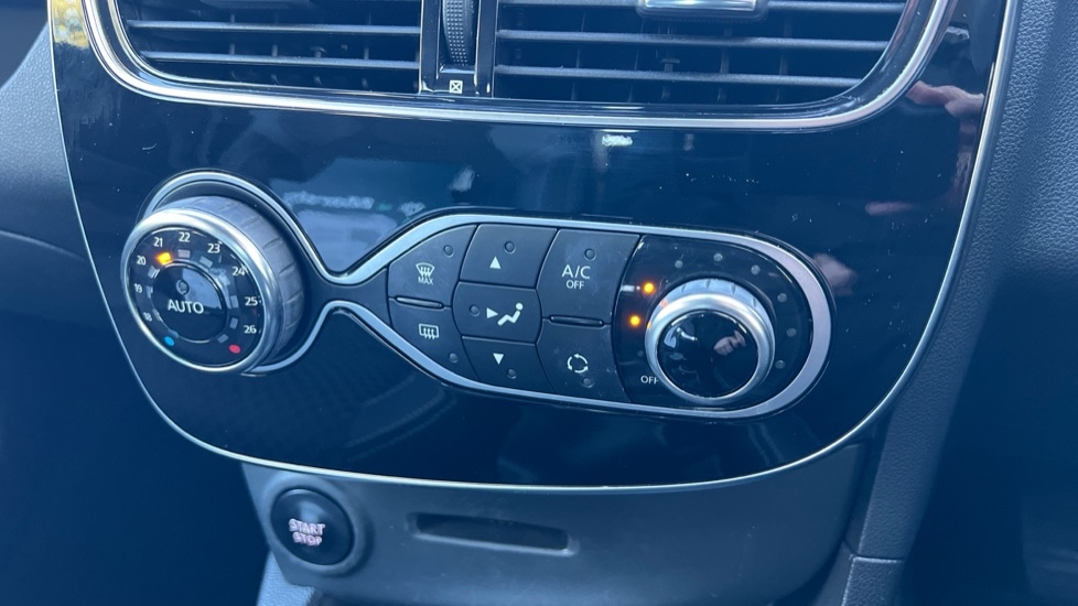 Used Renault Clio 2017 for sale - 77053385: Photo 34