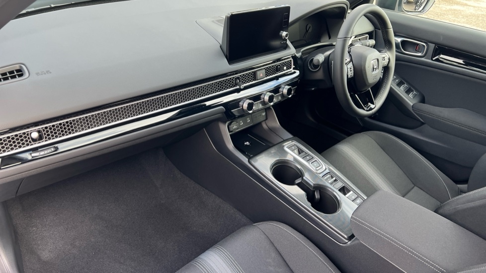 Used Honda Civic 2025 for sale - 76184030: Photo 2