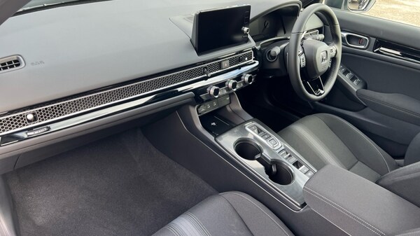 Used Honda Civic 2025 for sale - 76184030: Photo 2