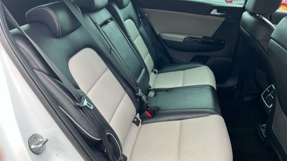 Used Kia Sportage 2021 for sale - 76731513: Photo 14