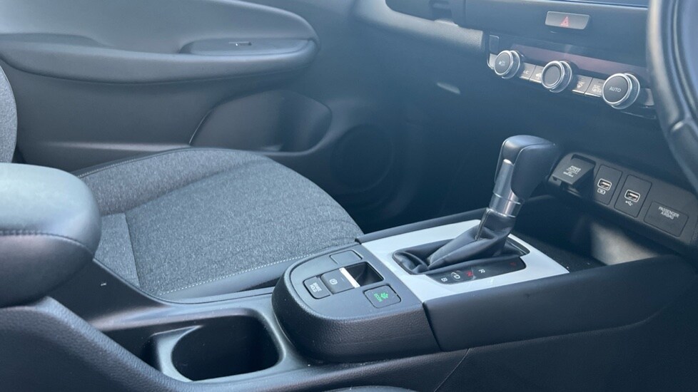 Used Honda Jazz 2022 for sale - 76745307: Photo 27