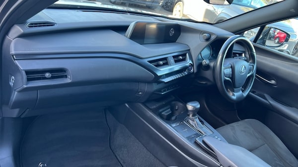 Used Lexus UX 2019 for sale - 76161237: Photo 10