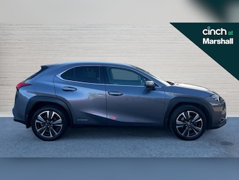 Used Lexus UX 2019 for sale - 76161237: Photo