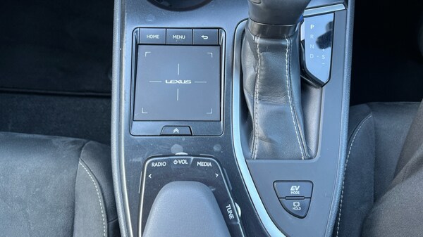 Used Lexus UX 2019 for sale - 76161237: Photo 38