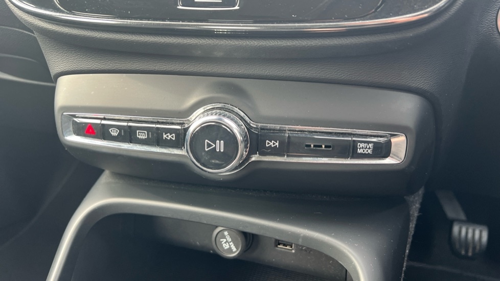Used Volvo XC40 2018 for sale - 76008233: Photo 33