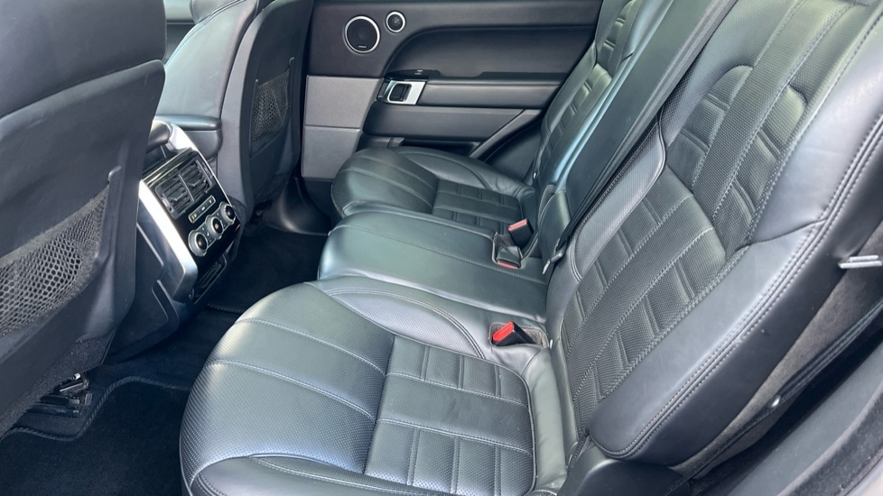 Used Land Rover Range Rover Sport 2015 for sale - 76928054: Photo 14