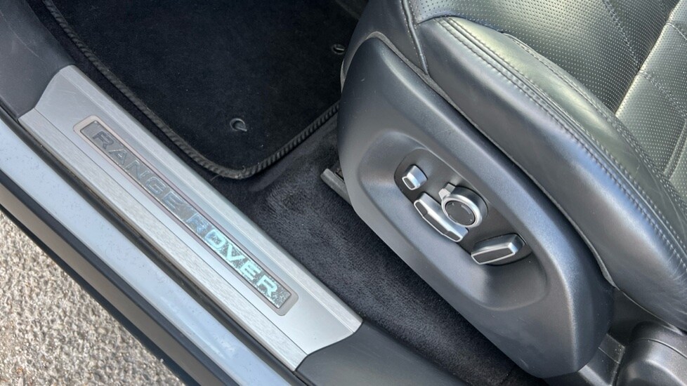 Used Land Rover Range Rover Sport 2015 for sale - 76928054: Photo 37