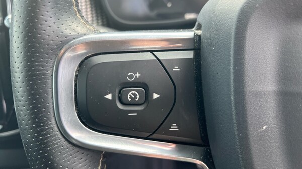 Used Volvo XC40 2019 for sale - 76161356: Photo 23