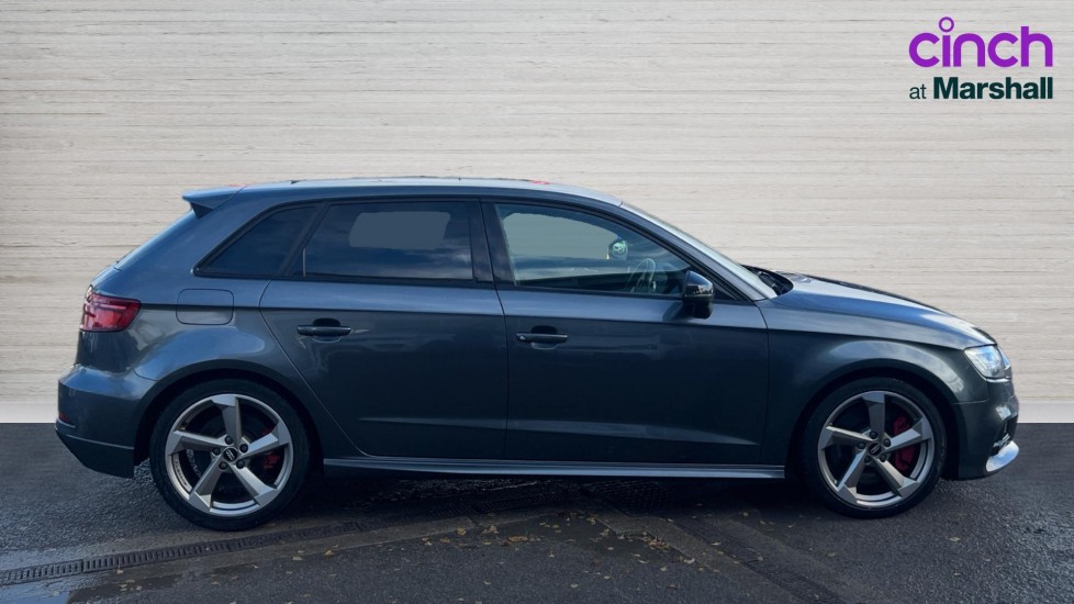 Used Audi A3 2018 for sale - 76575097: Photo 2