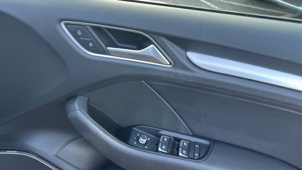 Used Audi A3 2018 for sale - 76575097: Photo 32