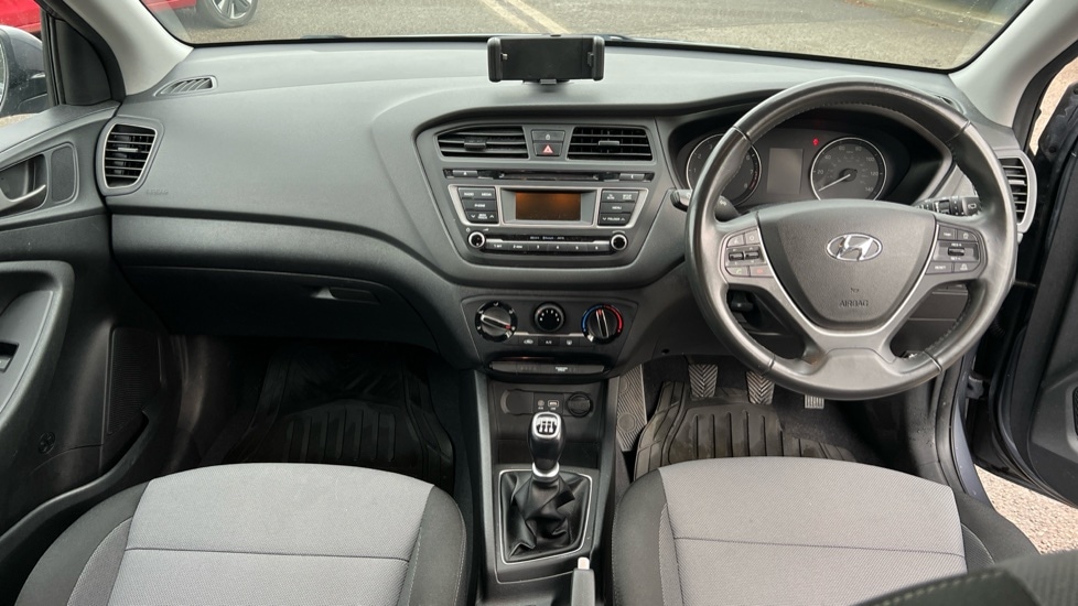 Used Hyundai i20 2018 for sale - 76501484: Photo 11