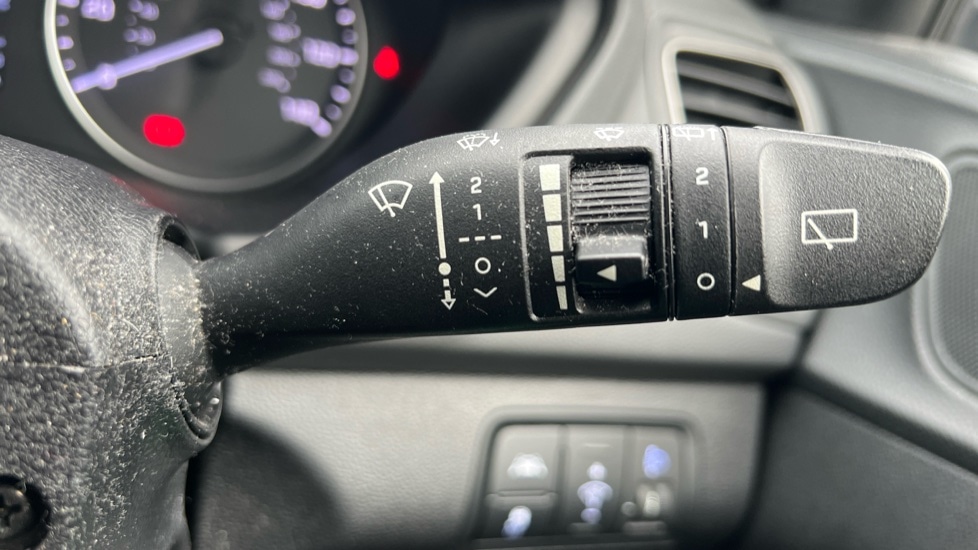 Used Hyundai i20 2018 for sale - 76501484: Photo 26